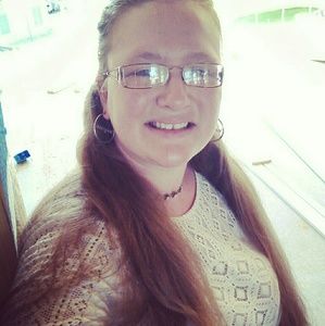 Meet your Posher, Mercedes